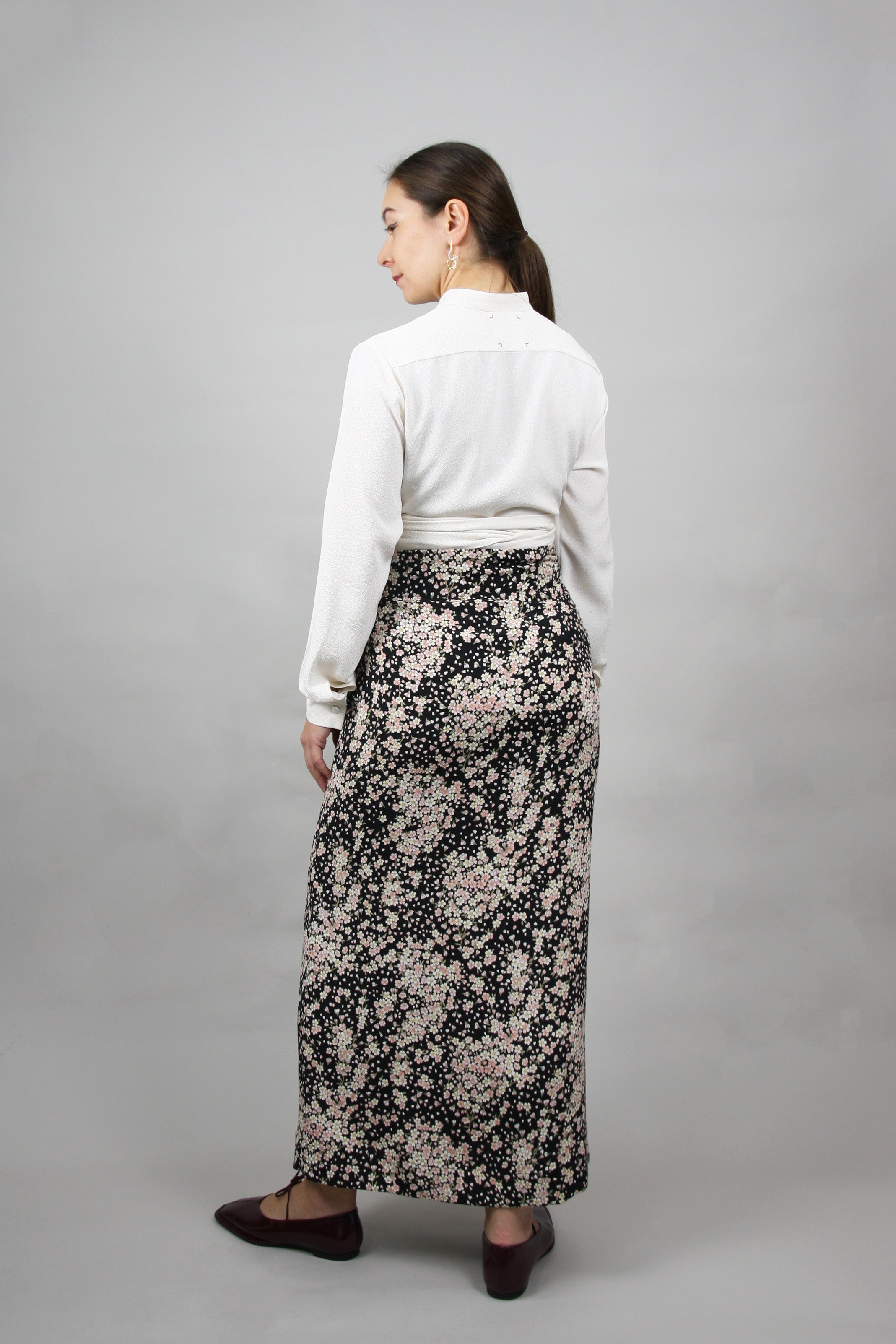 Skirt with Buttons – Refined Everyday Elegance