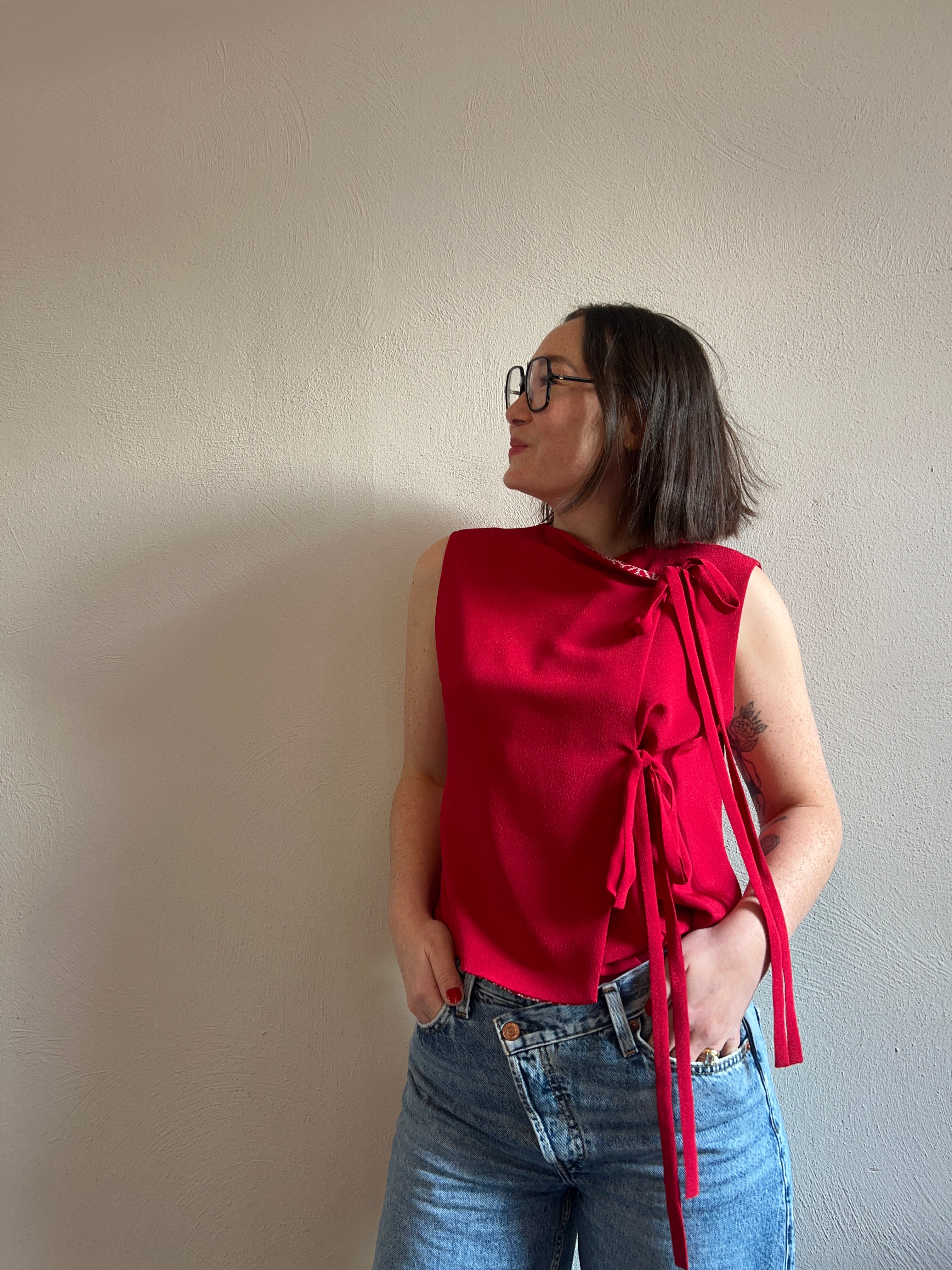 Ribbon Vest – Wendbare Weste für vielseitiges Styling