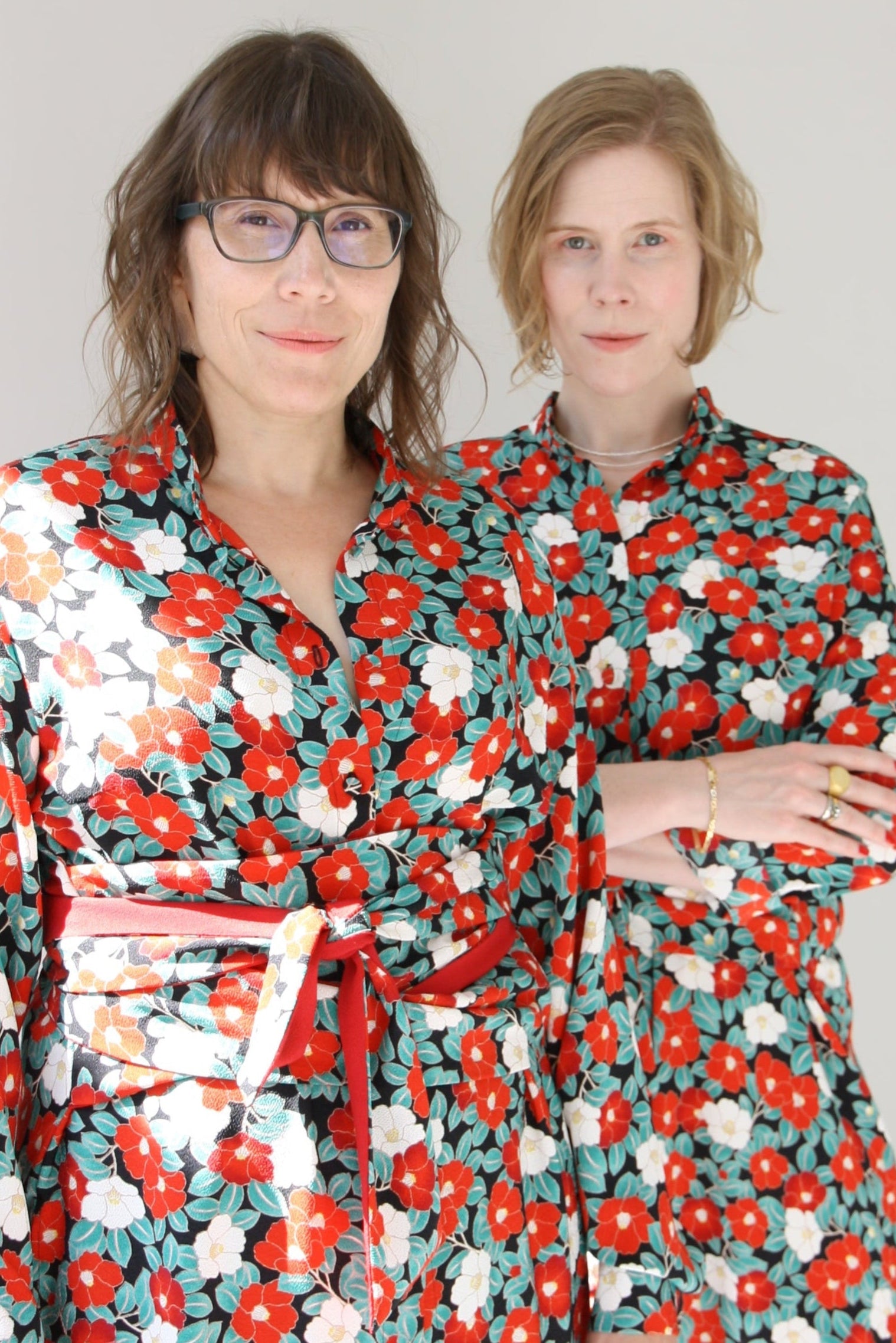 Signature Wickelkleid – handgefertigte Eleganz in Bewegung