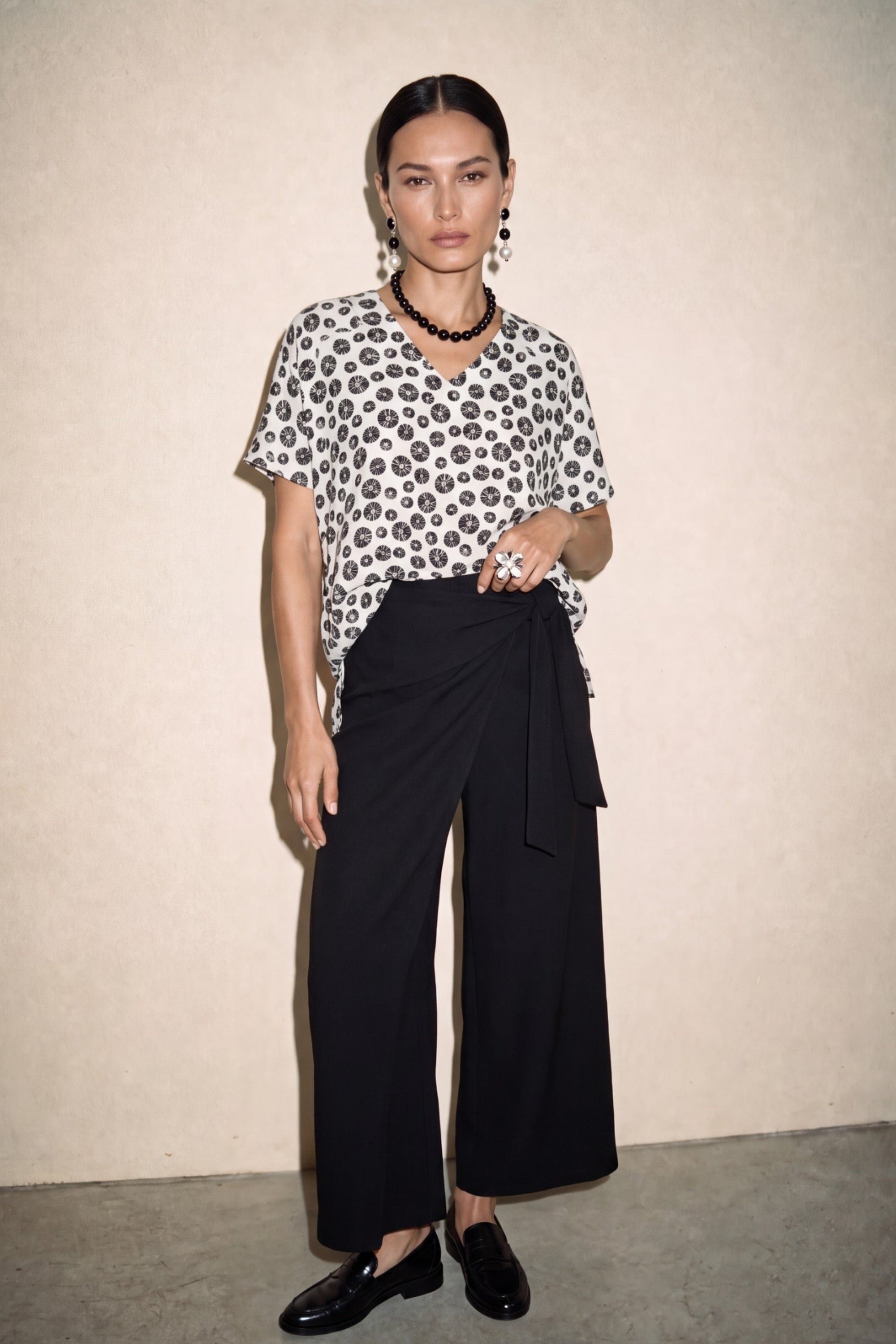 V-Neck Top – Everyday Essential