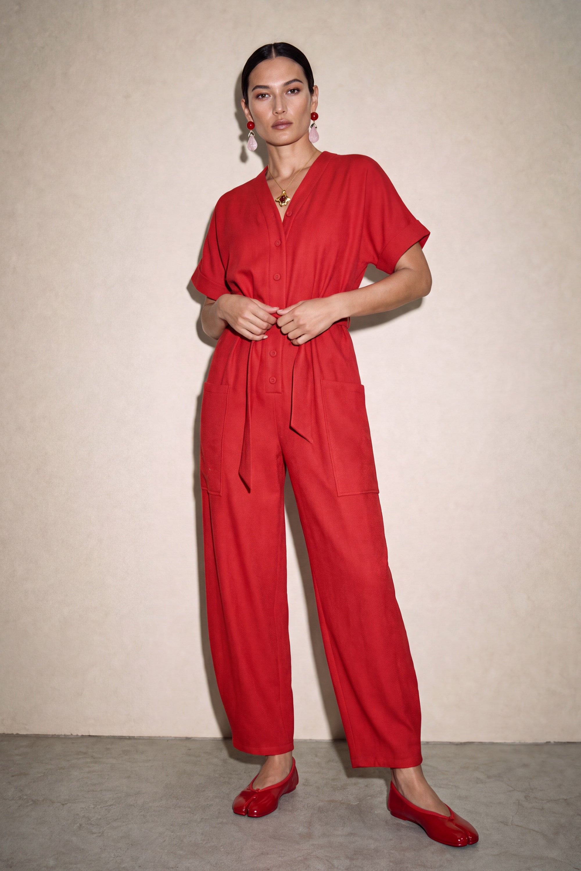 Signature Jumpsuit – All-in-One Elegance