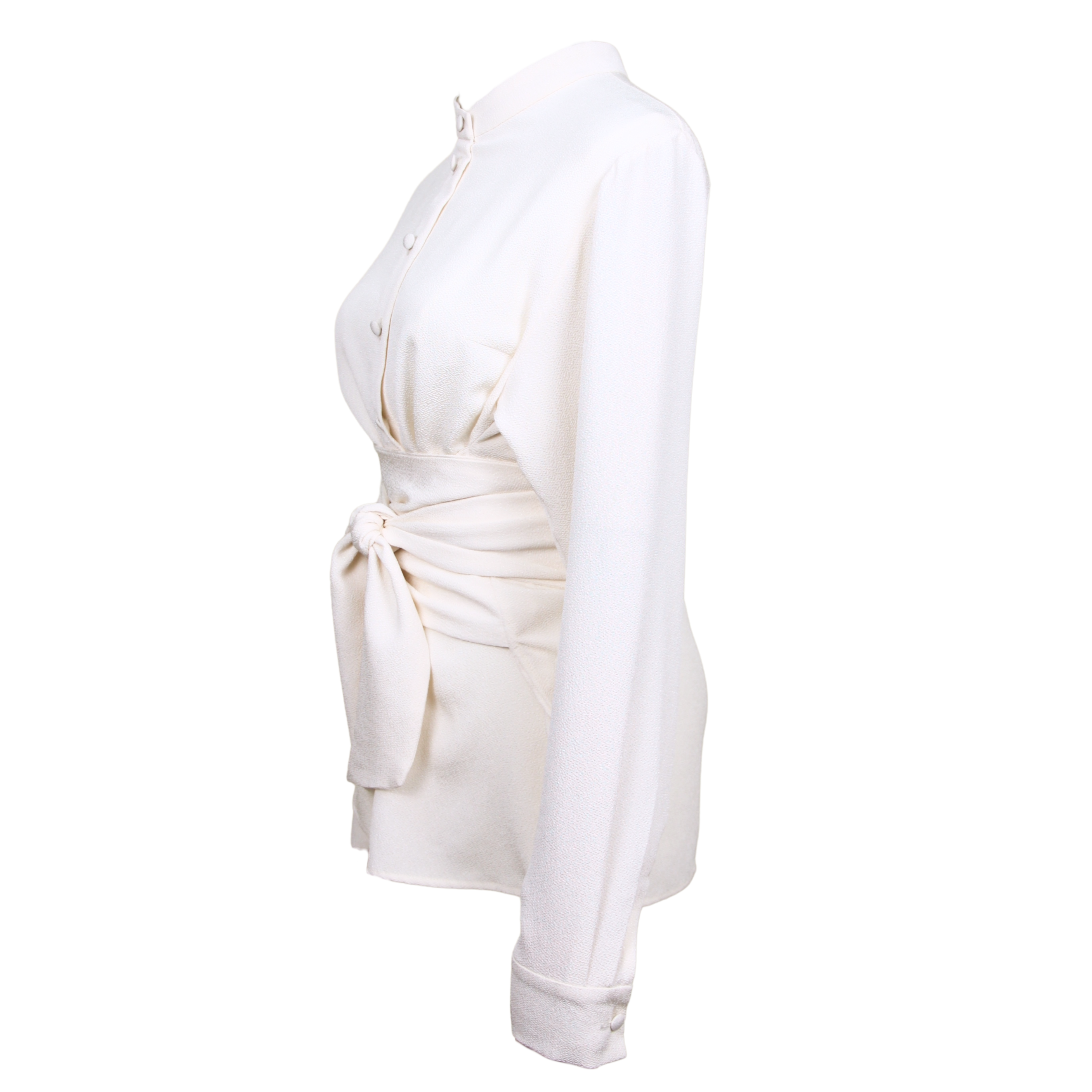 Signature Wickelbluse – Zeitlose Eleganz mit einem modernen Twist