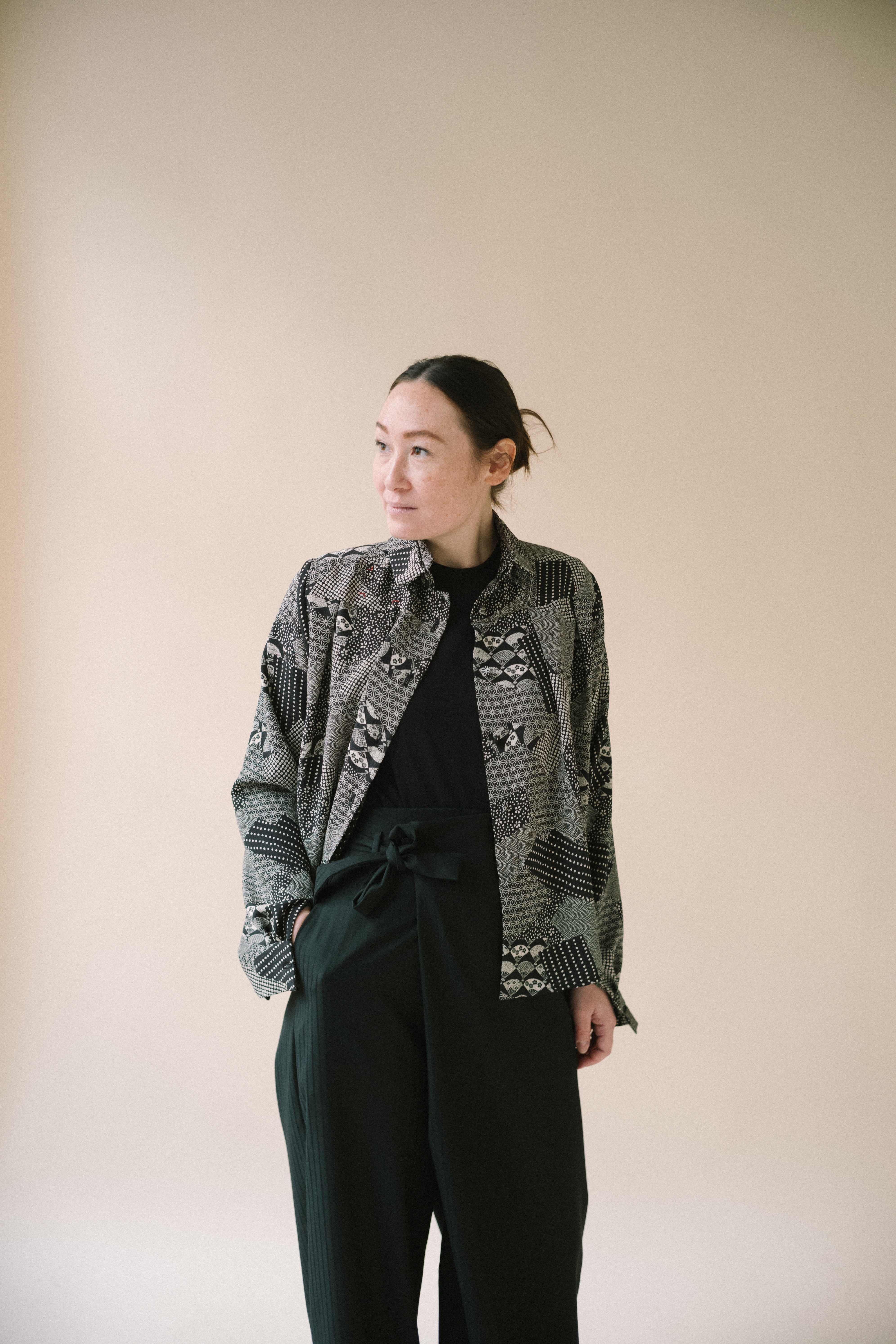 Signature 2-Way Double Collar Blouse – Iconic Versatility