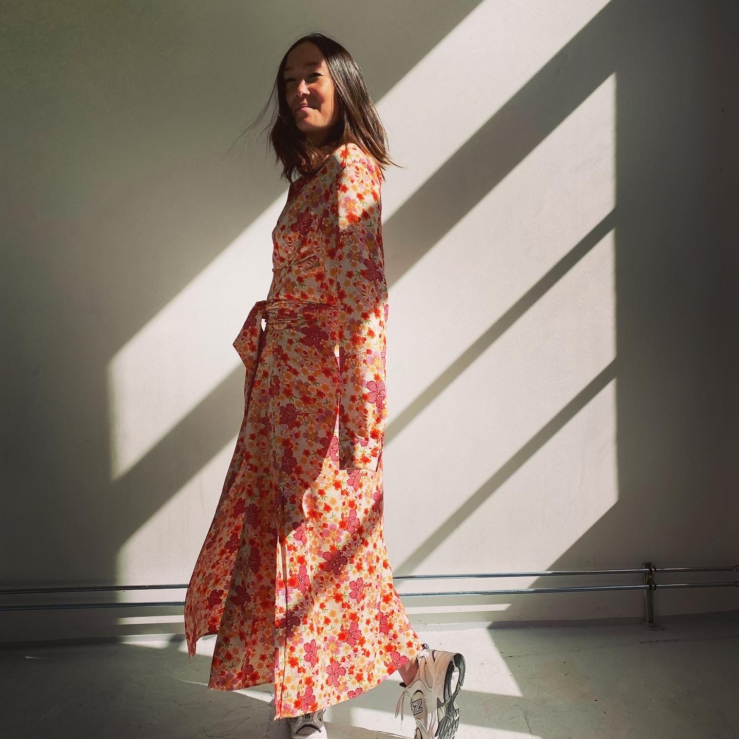 SIGNATURE WRAP DRESS