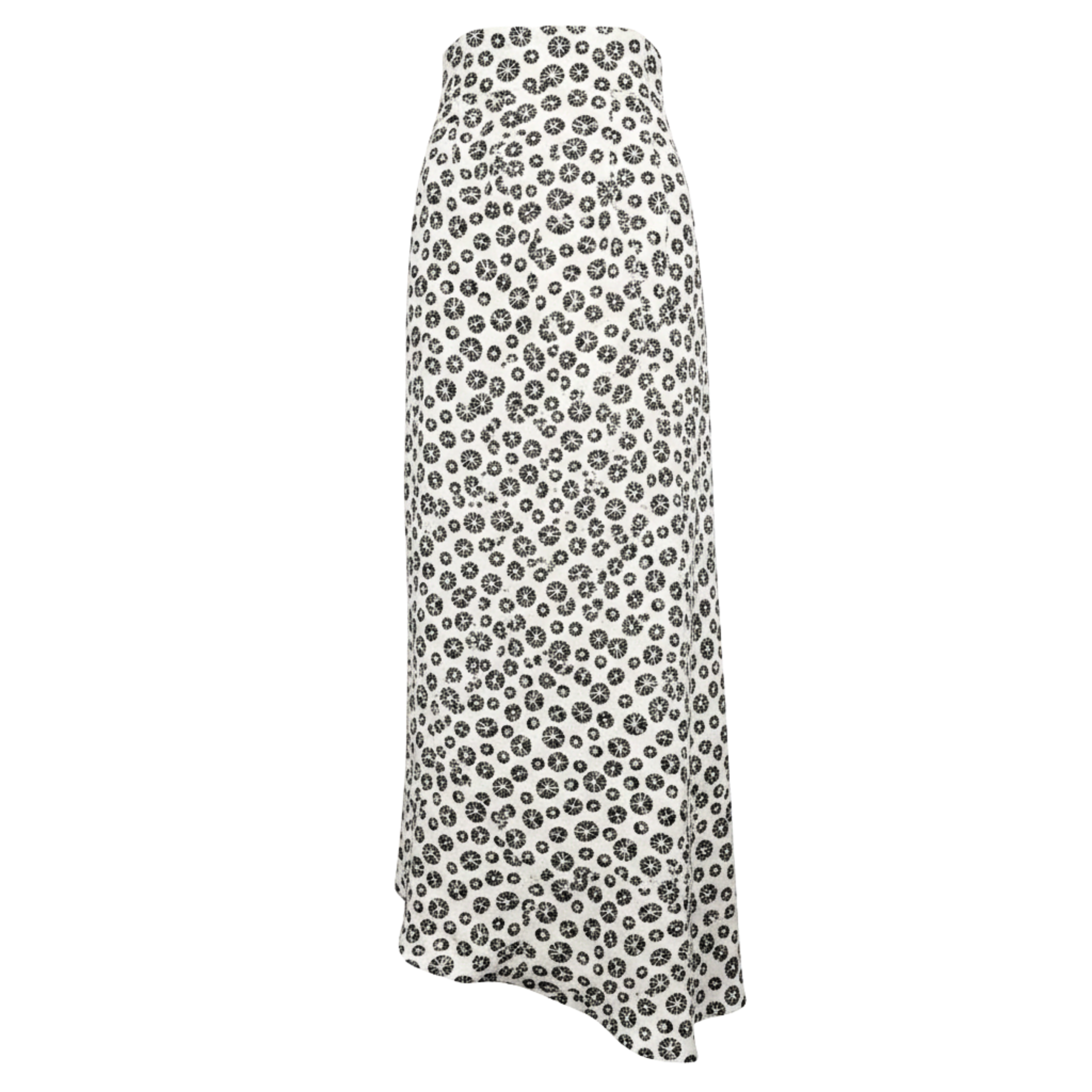 Asymmetric Skirt – Summer Flow with a Twist