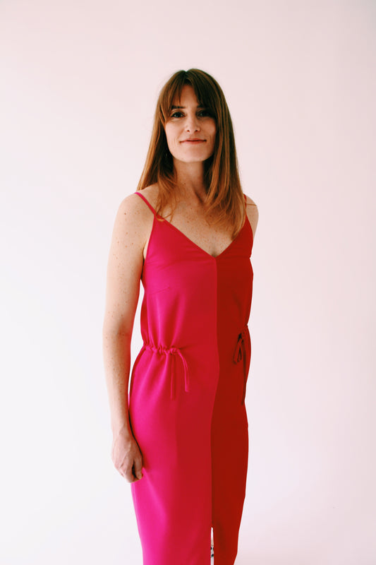 HALBFARBIGES CAMISOLE-KLEID