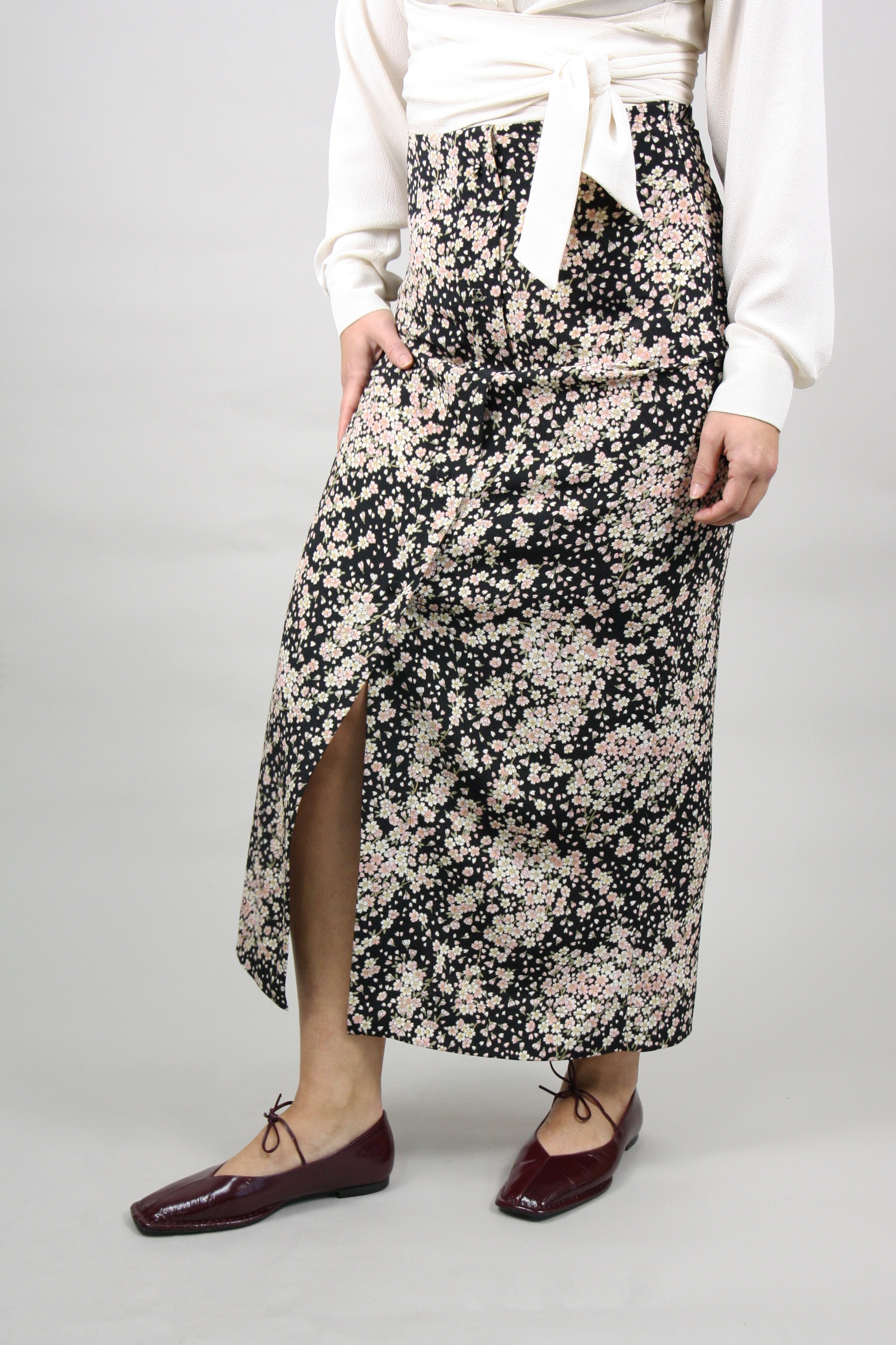 Skirt with Buttons – Refined Everyday Elegance