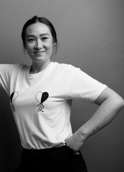 ハトTシャツ